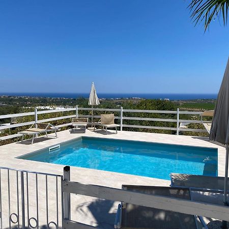 Agriturismoeloropizzuta Lido di Noto エクステリア 写真