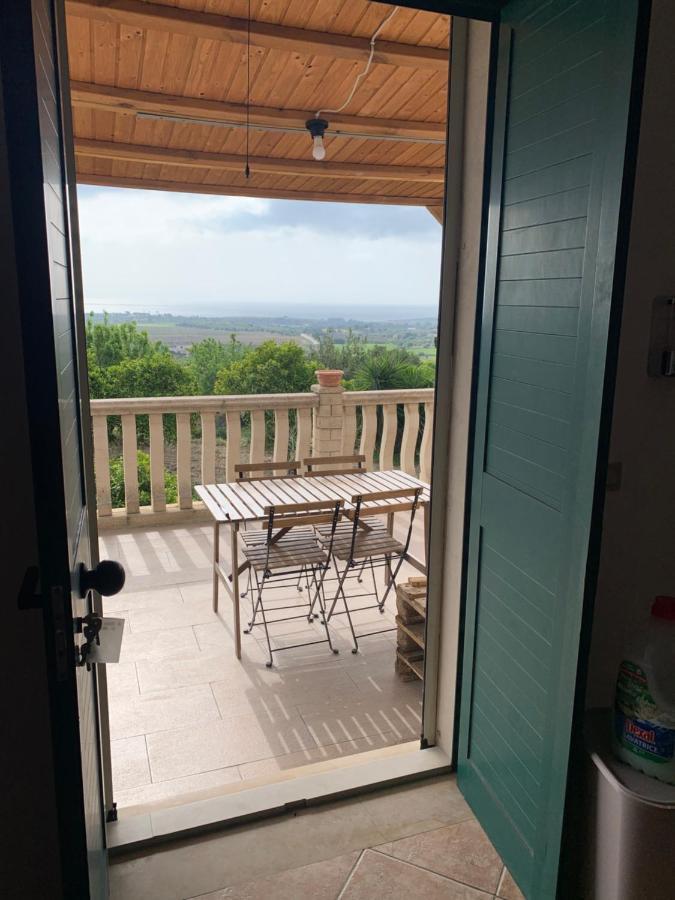 Agriturismoeloropizzuta Lido di Noto エクステリア 写真