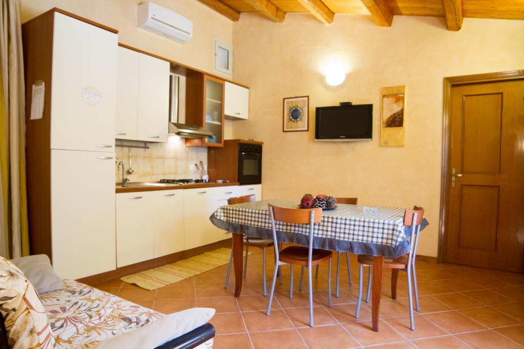 Agriturismoeloropizzuta Lido di Noto エクステリア 写真